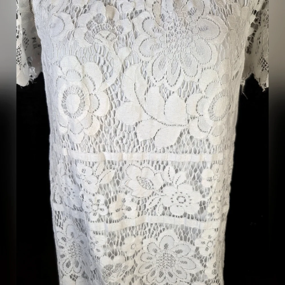 "Skies Are Blue" Off-The-Shoulder White Lace Dress Has Only Been Worn Once - Picture 4 of 15
